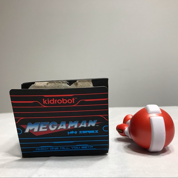 Classic game theme (Loot Crate/Geek Fuel): Zelda, Megaman, Nintendo - Picture 9 of 14